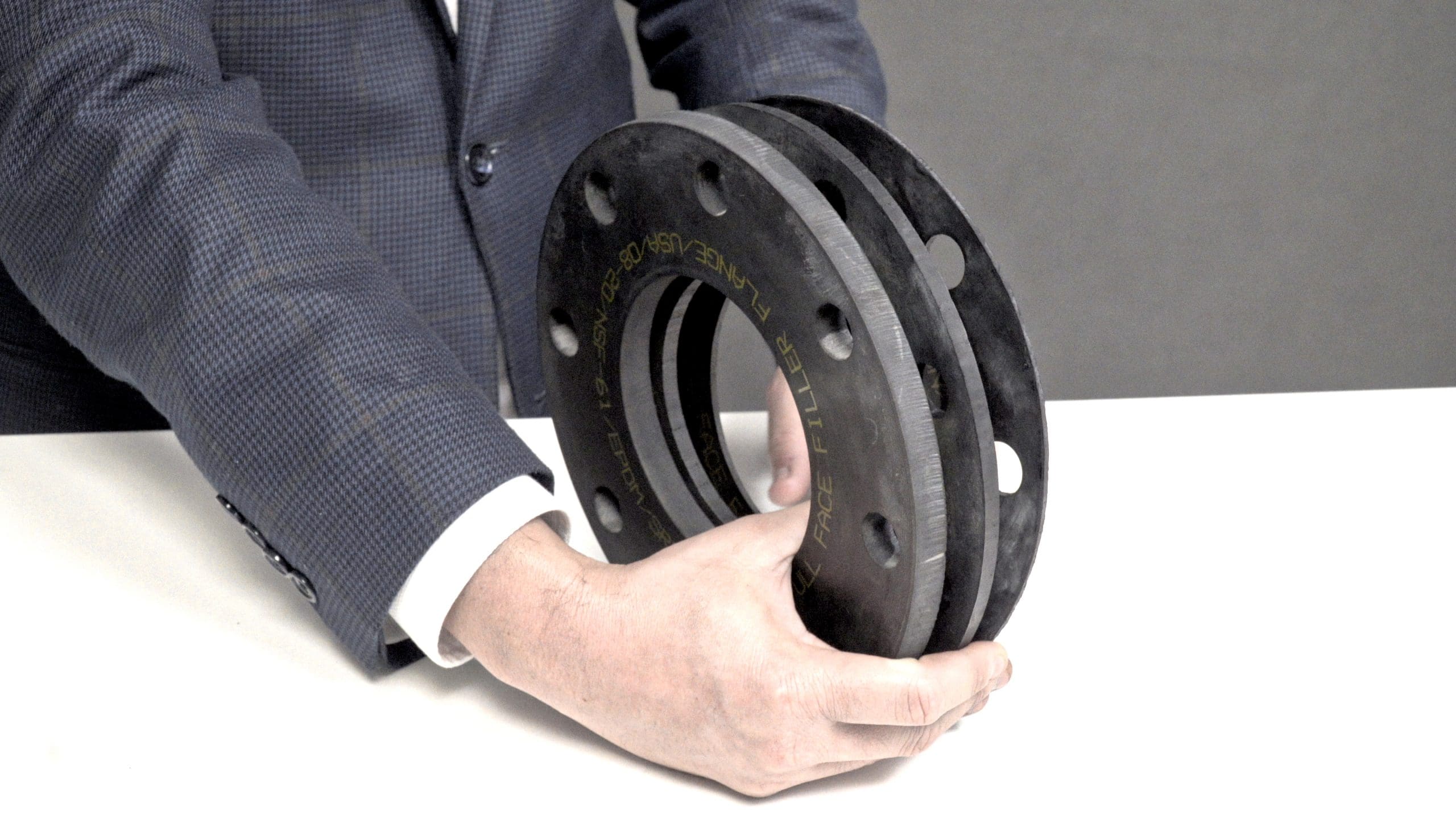 Rubber Flange Flages in Various Sizes